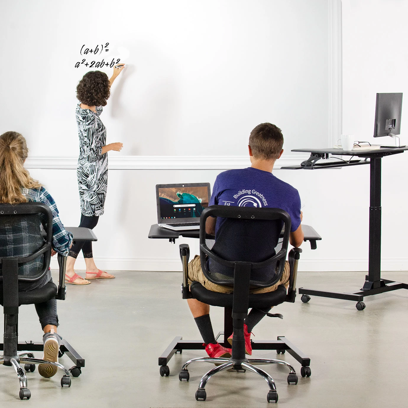 Black 36" Pneumatic Mobile Compact Desk - Image 5